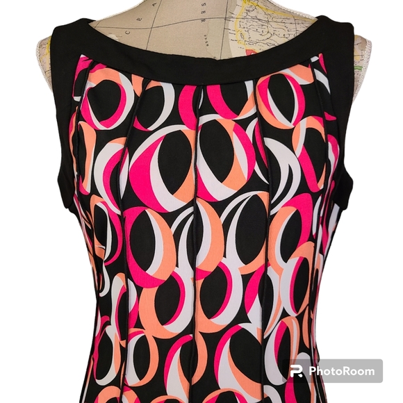 Sandra Darren Size 10 Black Pink Peach Psychedelic Pattern Sleeveless Minidress - Picture 3 of 7